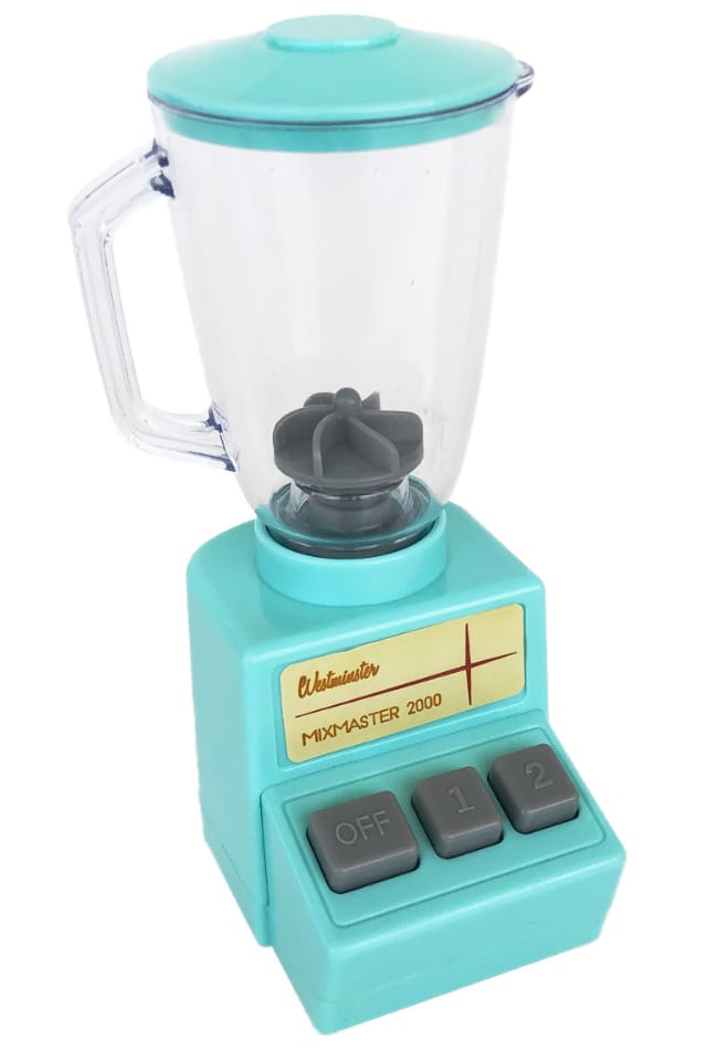 World's Smallest Blender: A tiny kitchen appliance that really mixes!