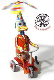 Duck Riding Tricycle Made in Germany | poptoptoys.